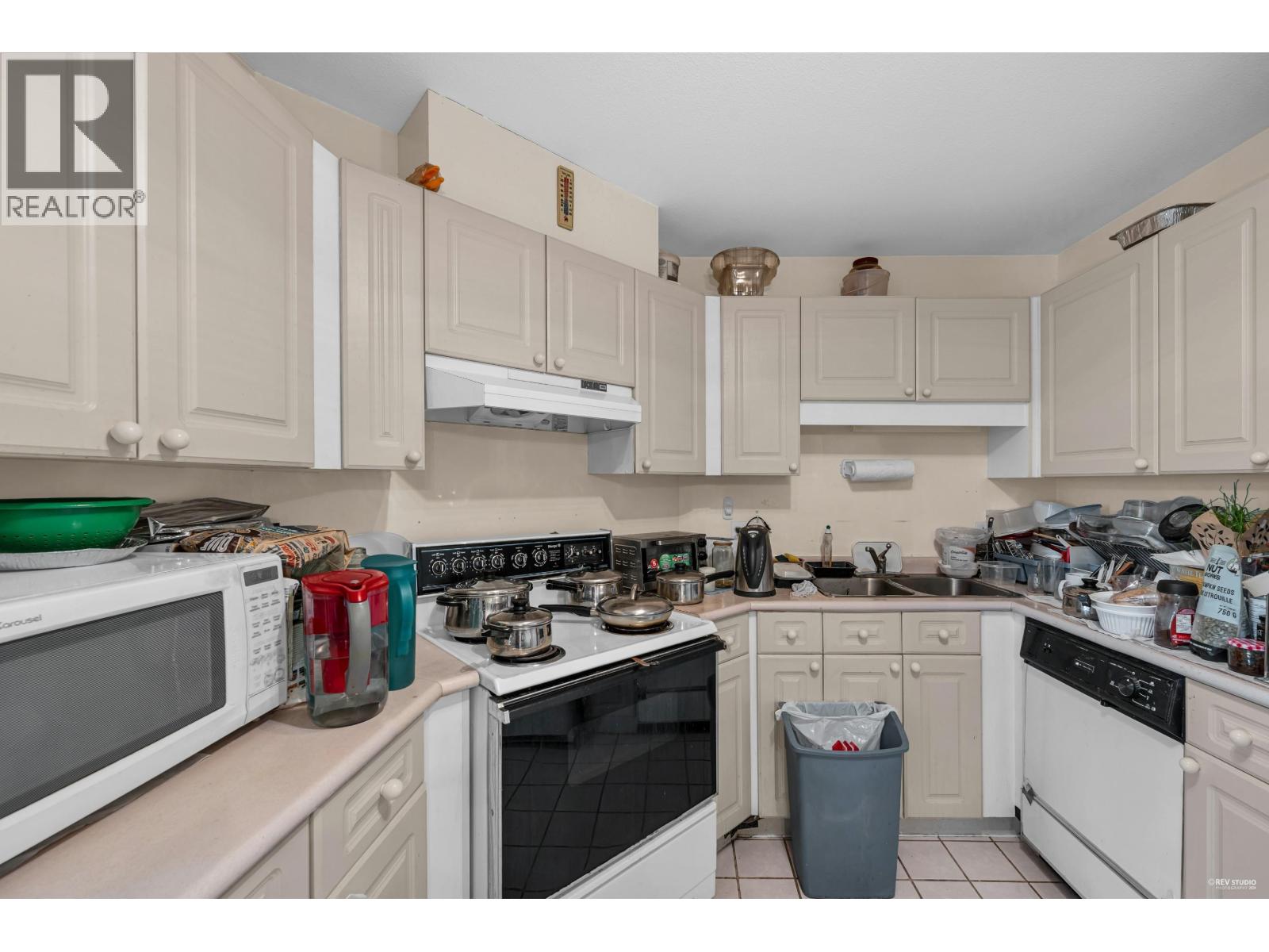 401 7011 Blundell Road, Richmond, British Columbia  V6Y 1J5 - Photo 11 - R3074643