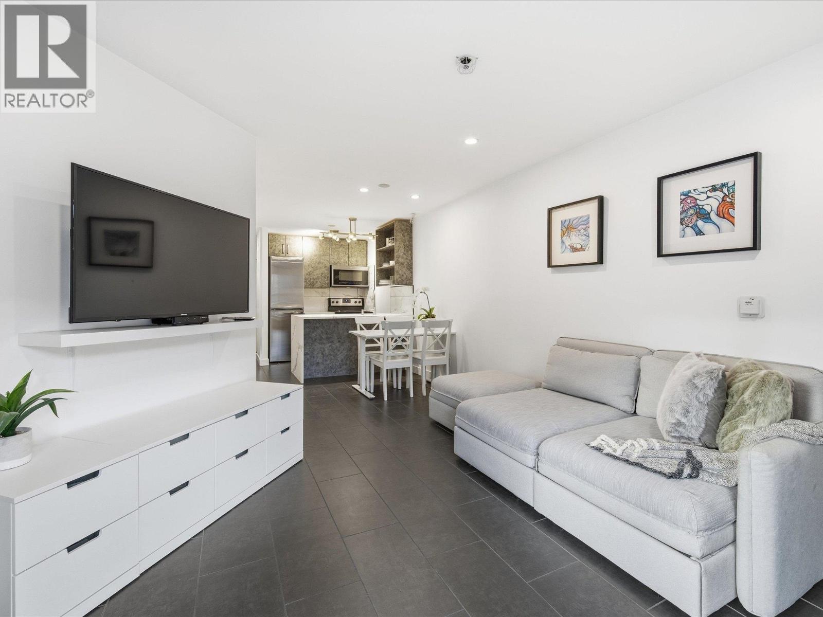 243 4350 Lorimer Road, Whistler, British Columbia  V8E 1A5 - Photo 3 - R3074646