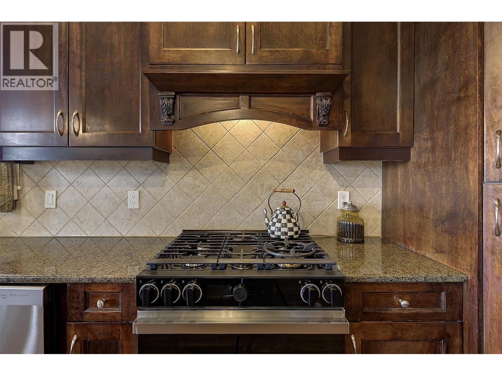 679 Devonian Avenue, Kelowna, British Columbia  V1W 5C2 - Photo 26 - 10357502