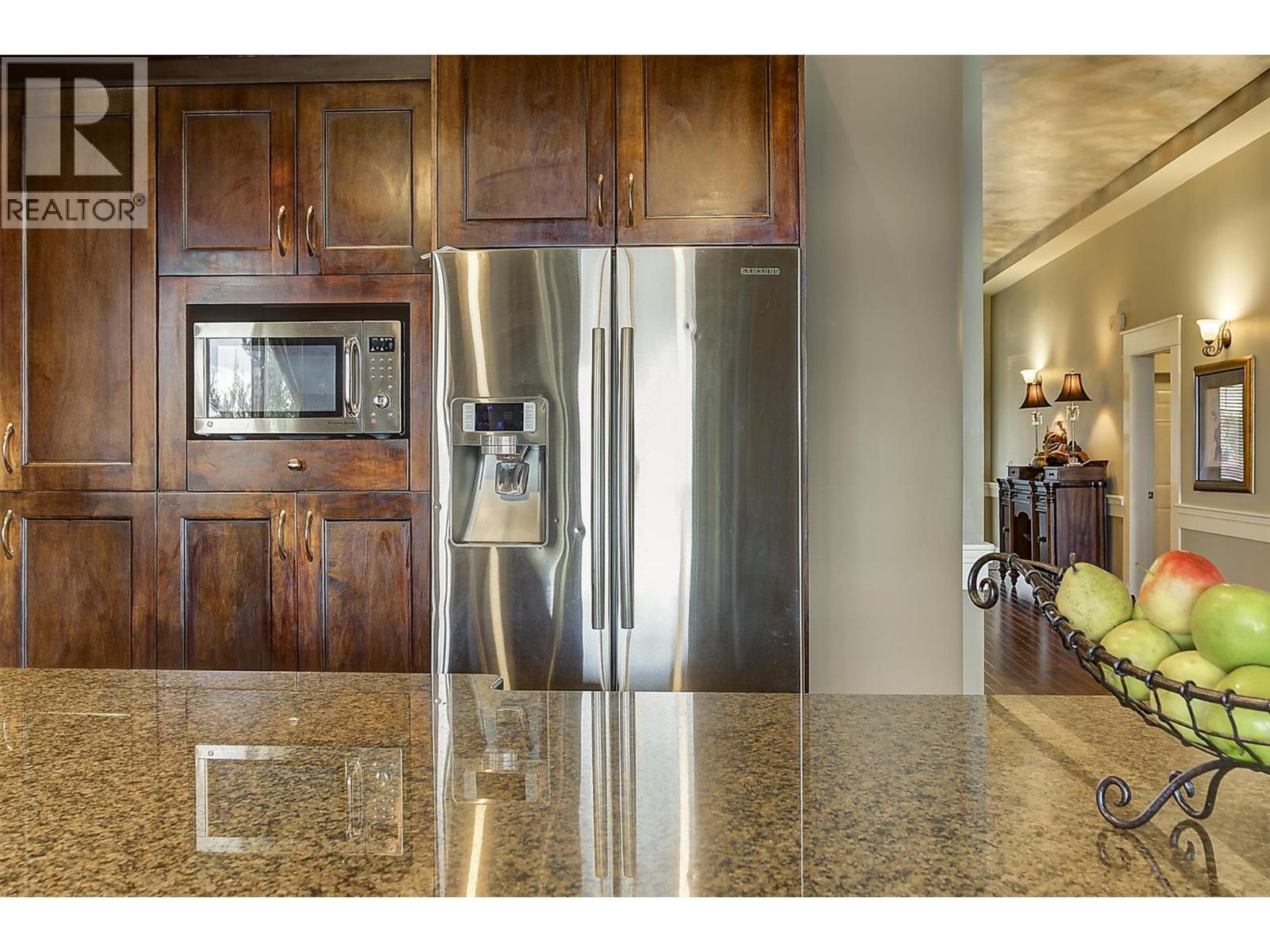 679 Devonian Avenue, Kelowna, British Columbia  V1W 5C2 - Photo 30 - 10357502