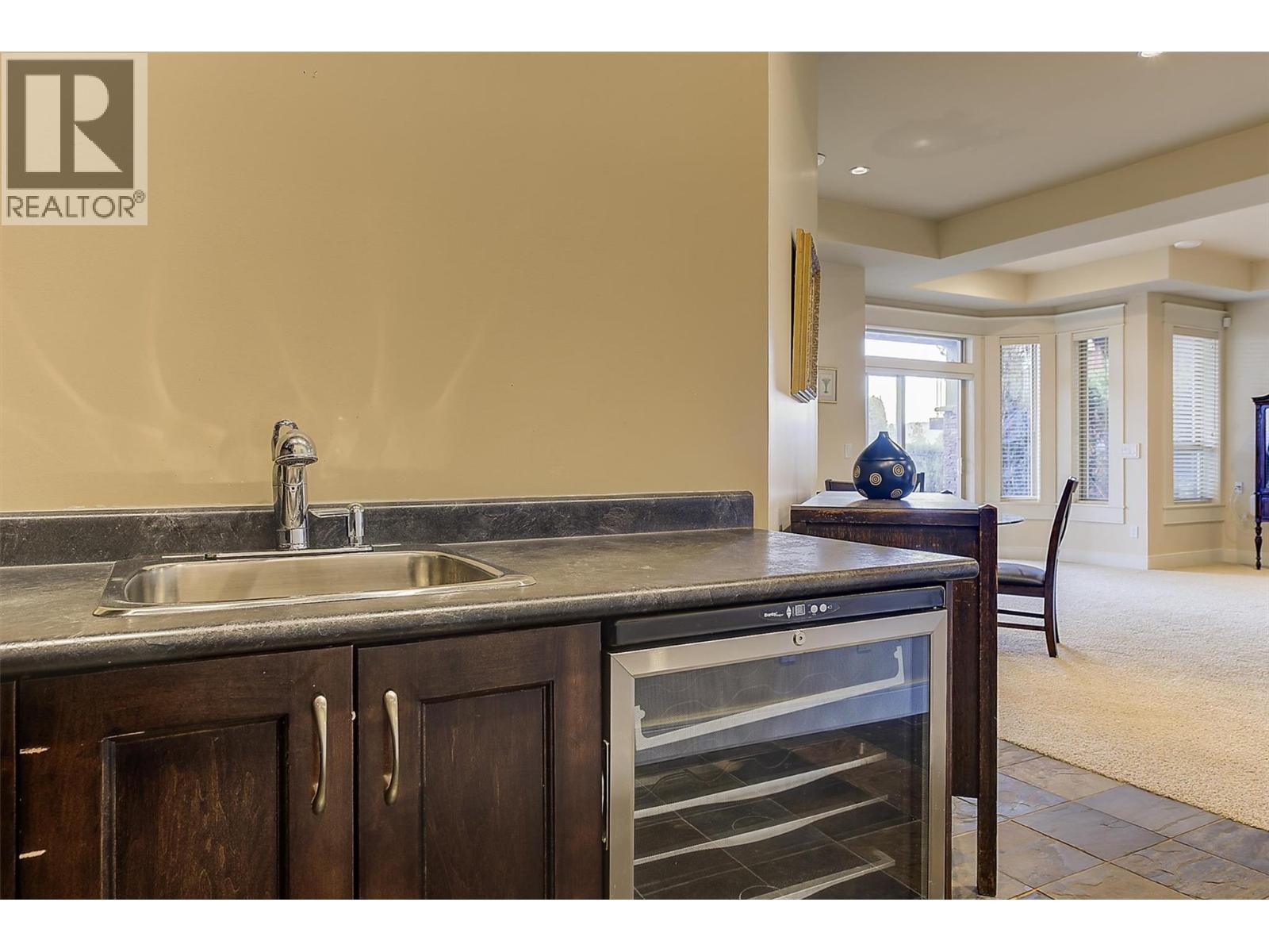 679 Devonian Avenue, Kelowna, British Columbia  V1W 5C2 - Photo 77 - 10357502