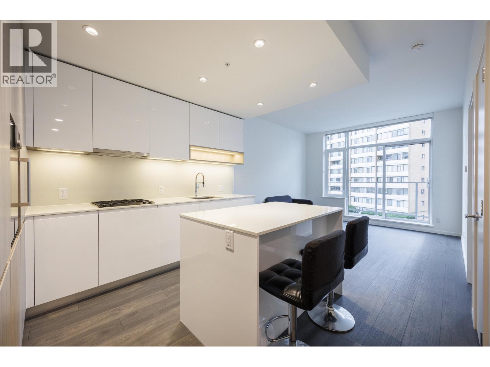 323 6500 Minoru Blvd, Richmond, British Columbia V6Y 0N2 - Photo 2 - R3074428