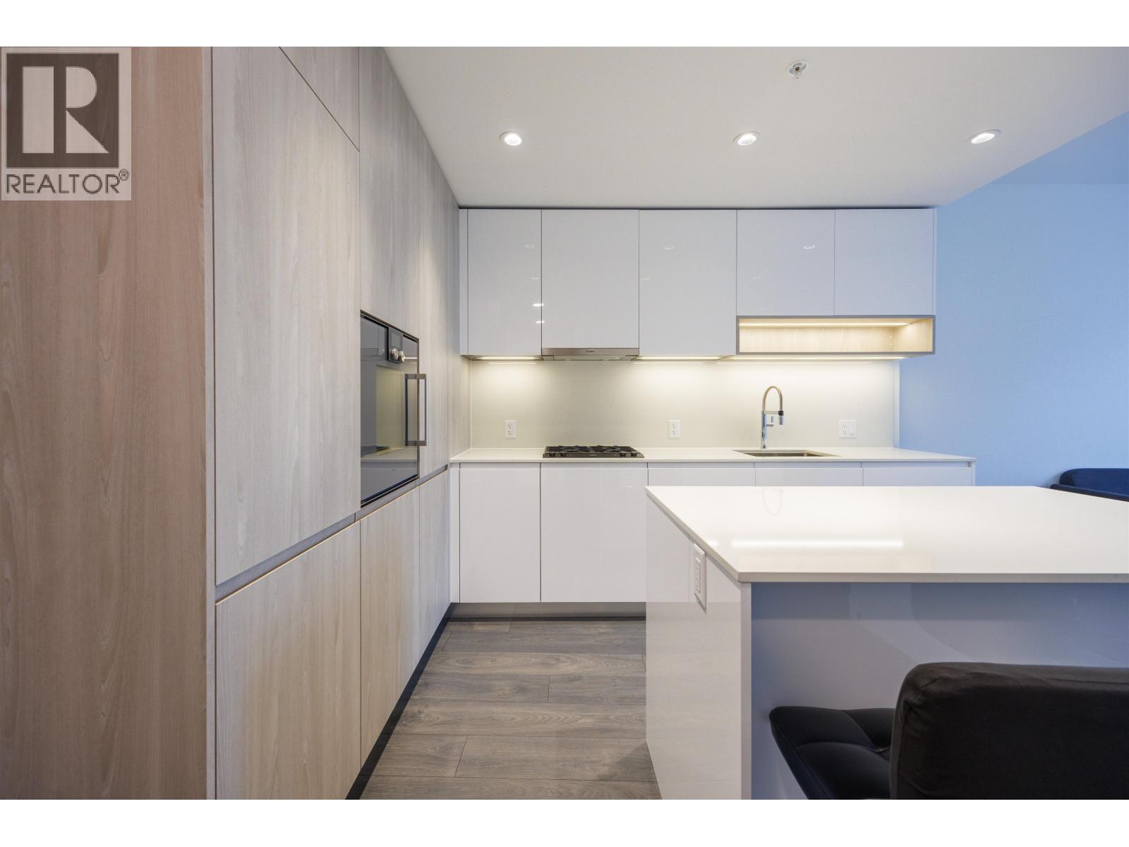 323 6500 Minoru Blvd, Richmond, British Columbia V6Y 0N2 - Photo 3 - R3074428