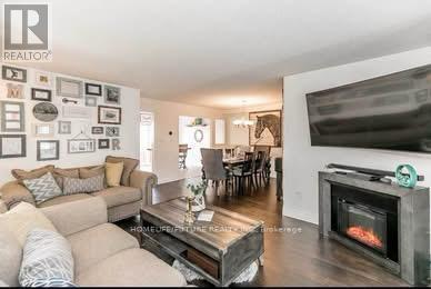 35 Knightswood Crescent, Brampton, Ontario  L7A 3R1 - Photo 7 - W12645022