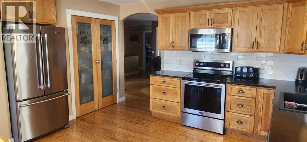 1506 Walter Place, Didsbury, Alberta T0M 0W0 - Photo 11 - A2263096