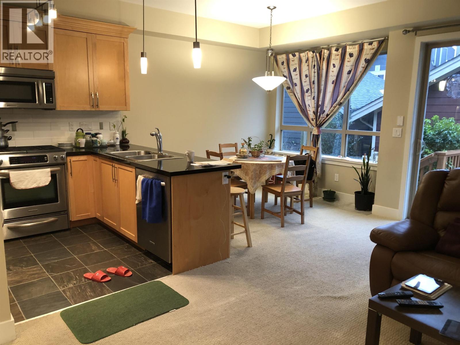 252 Jensen Street, New Westminster, British Columbia  V3M 0E7 - Photo 7 - R3074535