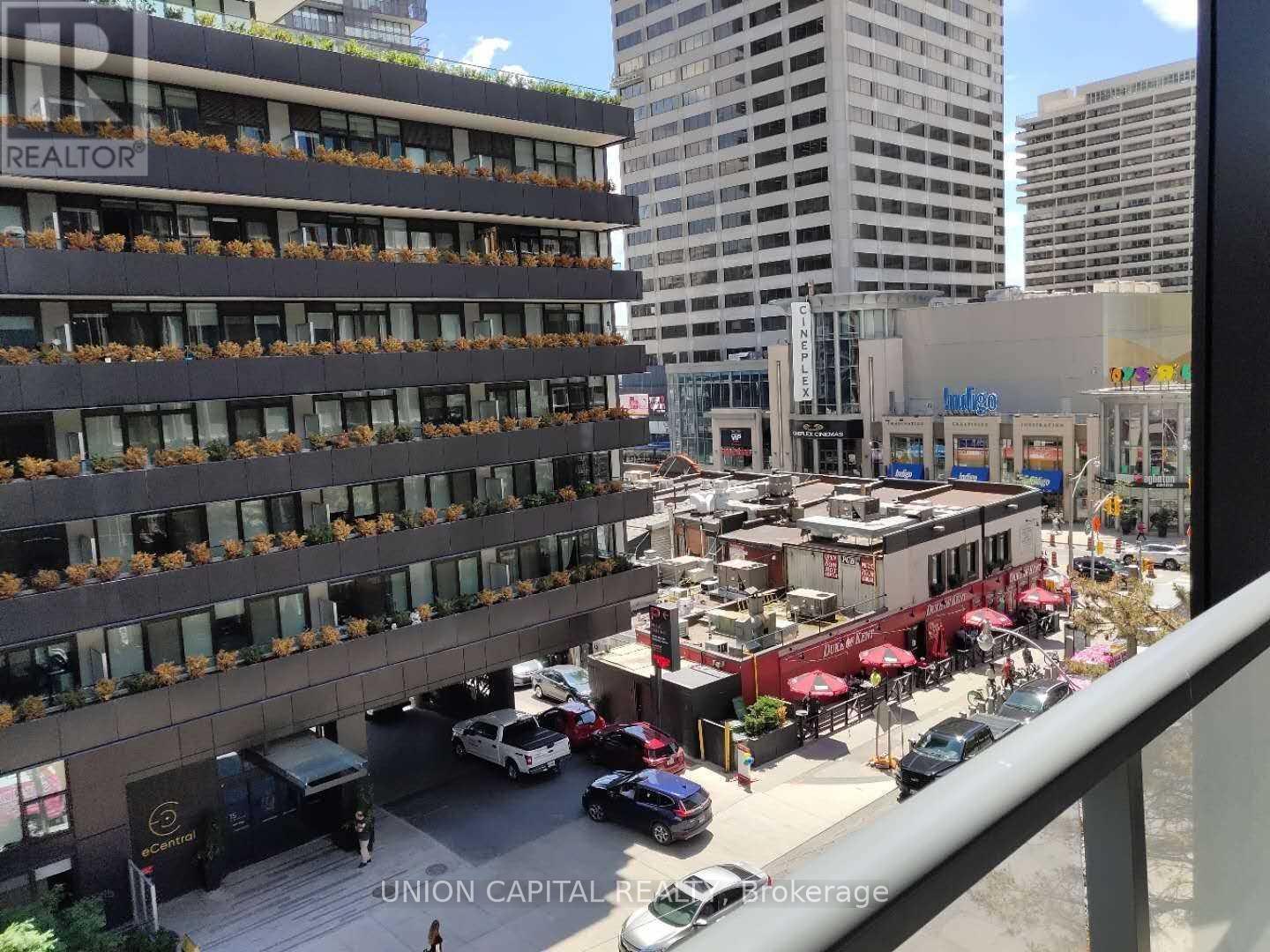 504 - 30 Roehampton Avenue, Toronto, Ontario  M4P 0B9 - Photo 15 - C12561208