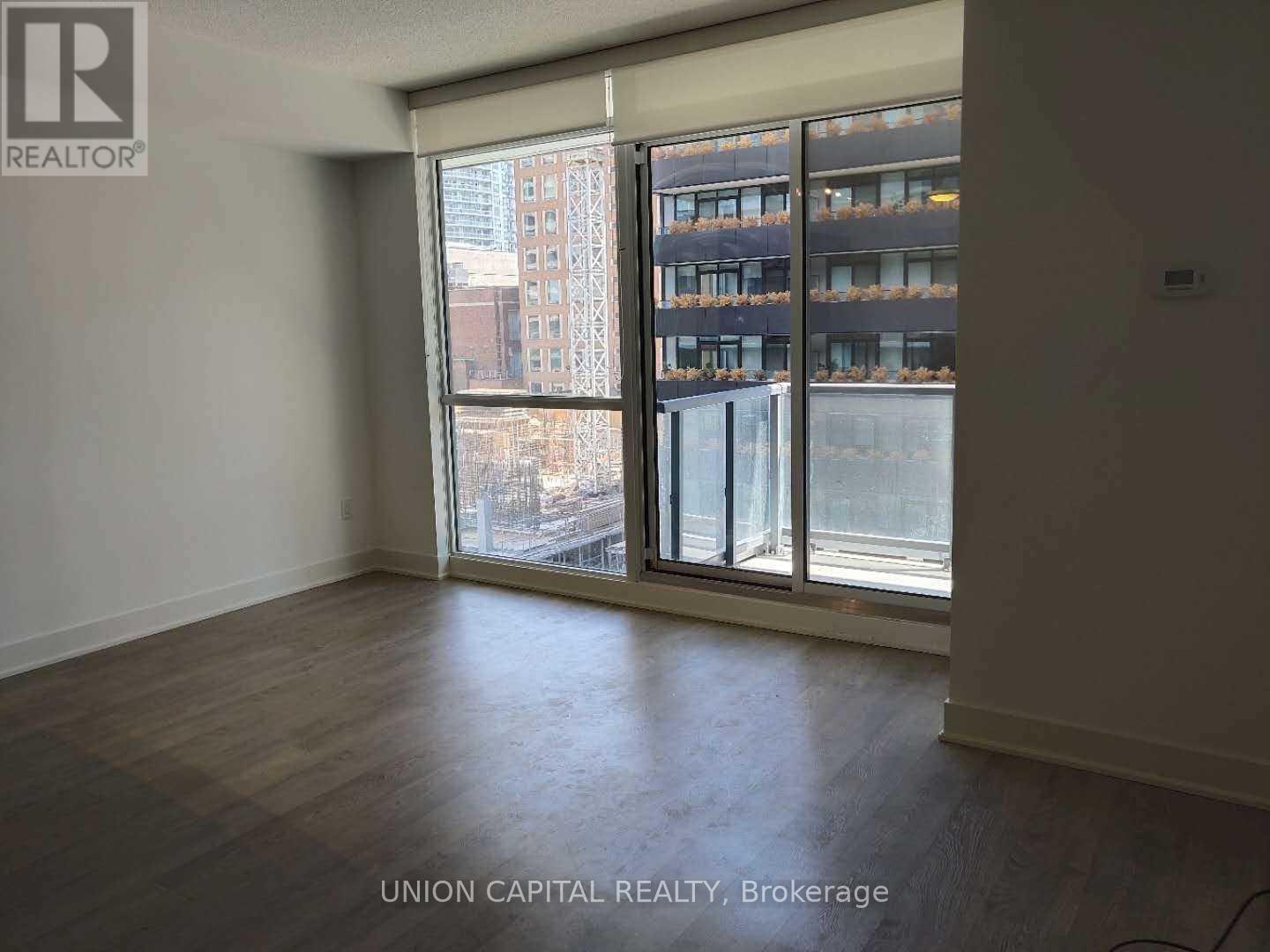 504 - 30 Roehampton Avenue, Toronto, Ontario  M4P 0B9 - Photo 6 - C12561208