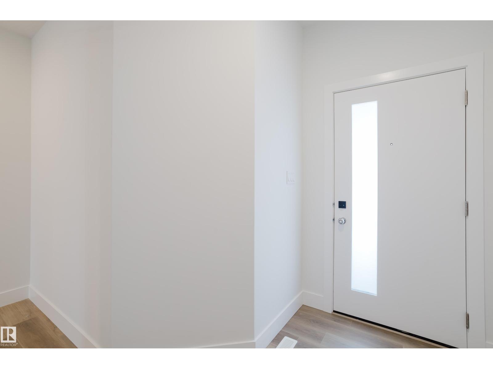 2704 194 St Nw, Edmonton, Alberta  T6M 1K9 - Photo 4 - E4468473