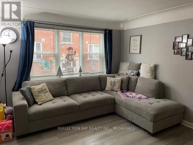 3 - 5 Applewood Avenue, Hamilton, Ontario  L8G 3S4 - Photo 9 - X12645042