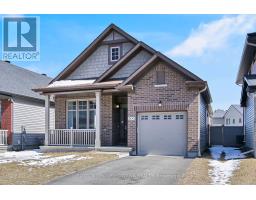 809 CARNELIAN CRESCENT, Ottawa, Ontario