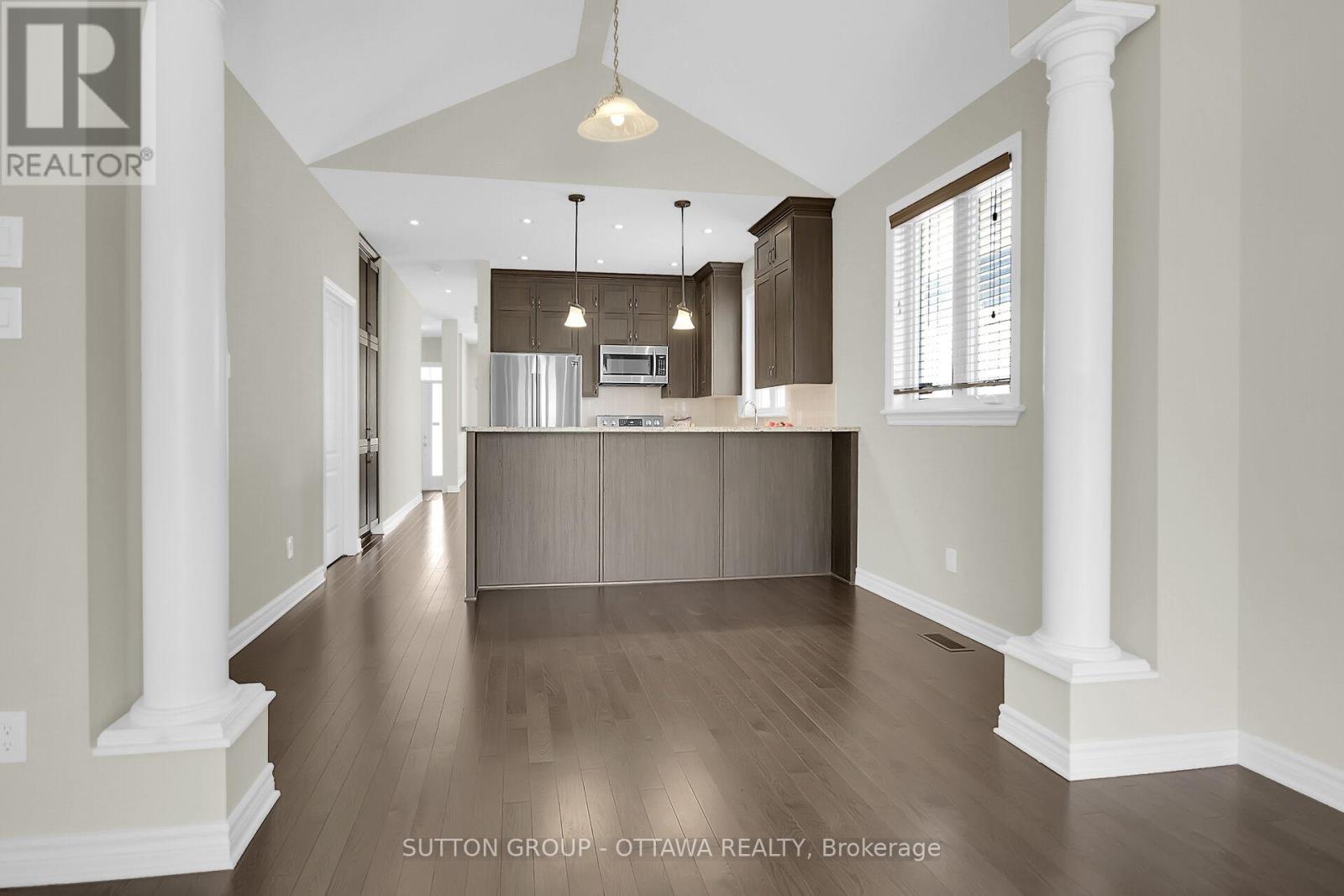 809 Carnelian Crescent, Ottawa, Ontario  K1X 0A8 - Photo 13 - X12295068