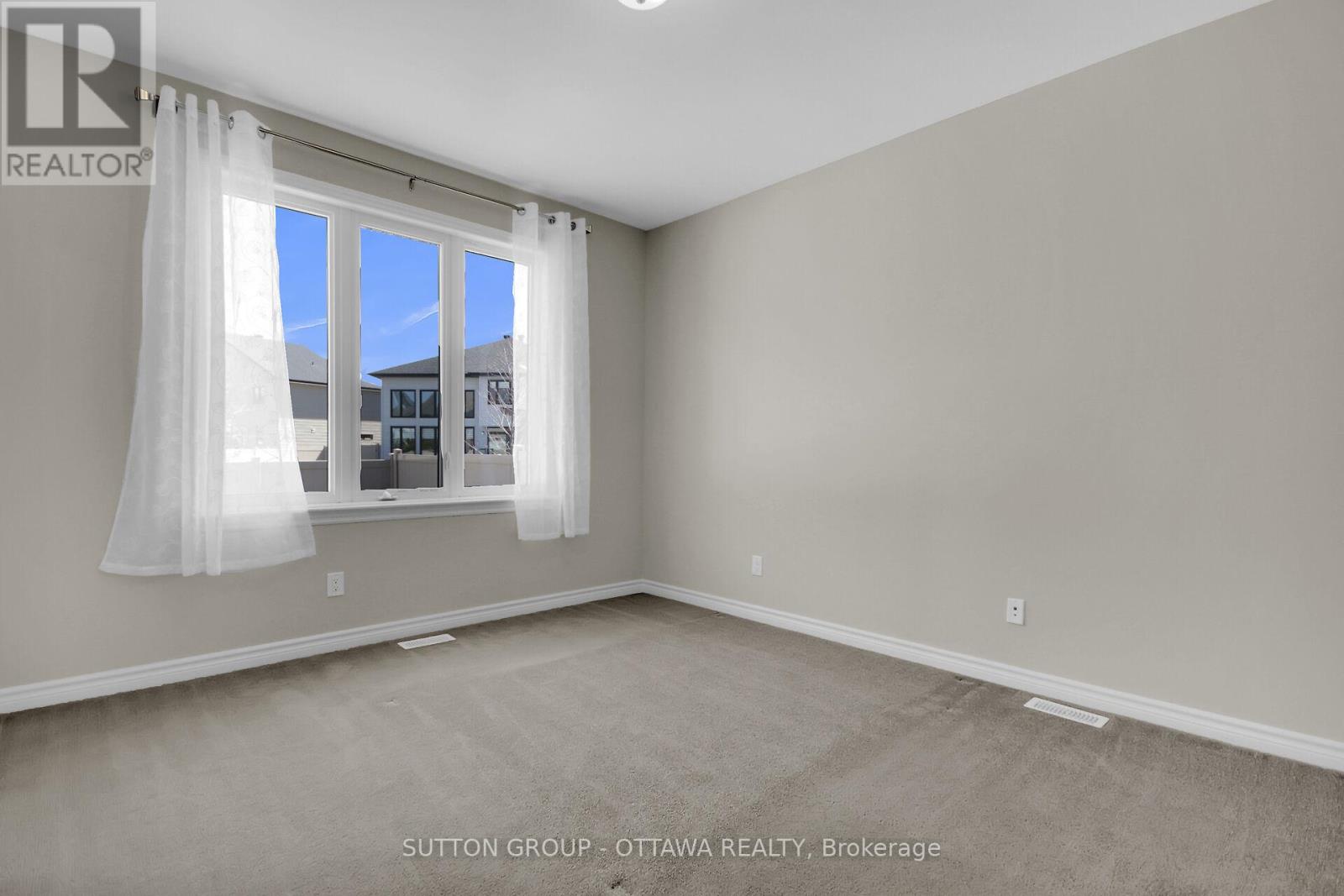 809 Carnelian Crescent, Ottawa, Ontario  K1X 0A8 - Photo 22 - X12295068