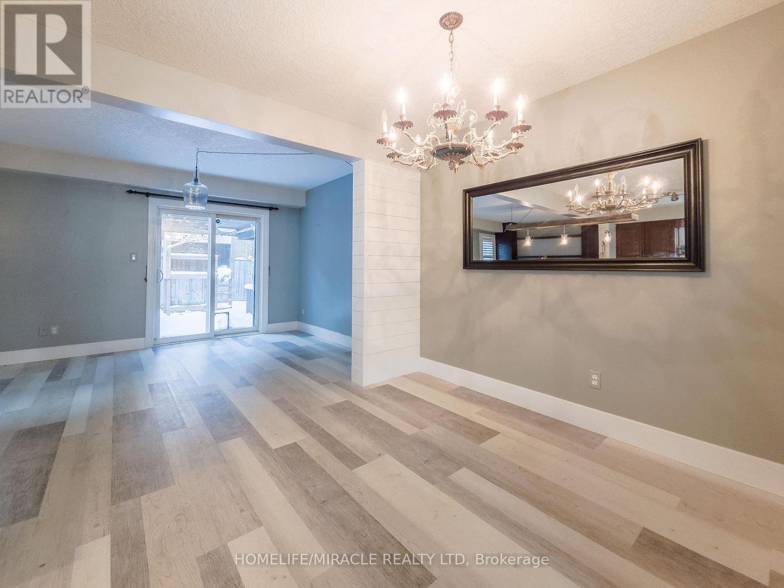 228 Sunny Meadow Court, Kitchener, Ontario  N2N 3R3 - Photo 10 - X12645034