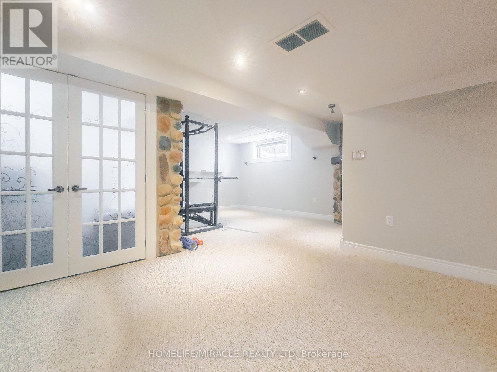 228 Sunny Meadow Court, Kitchener, Ontario  N2N 3R3 - Photo 39 - X12645034