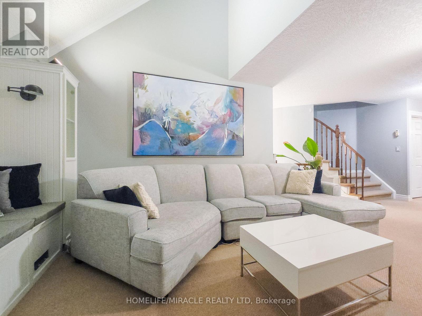 228 Sunny Meadow Court, Kitchener, Ontario  N2N 3R3 - Photo 9 - X12645034