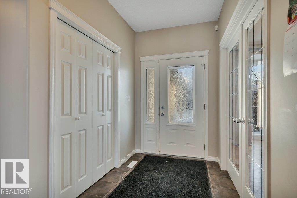 14816 16 St Nw Nw, Edmonton, Alberta  T5Y 3J1 - Photo 5 - E4468475