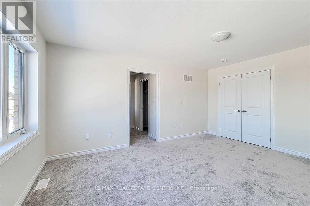 23 Hawick Crescent, Haldimand, Ontario  N3W 0G6 - Photo 17 - X12612614