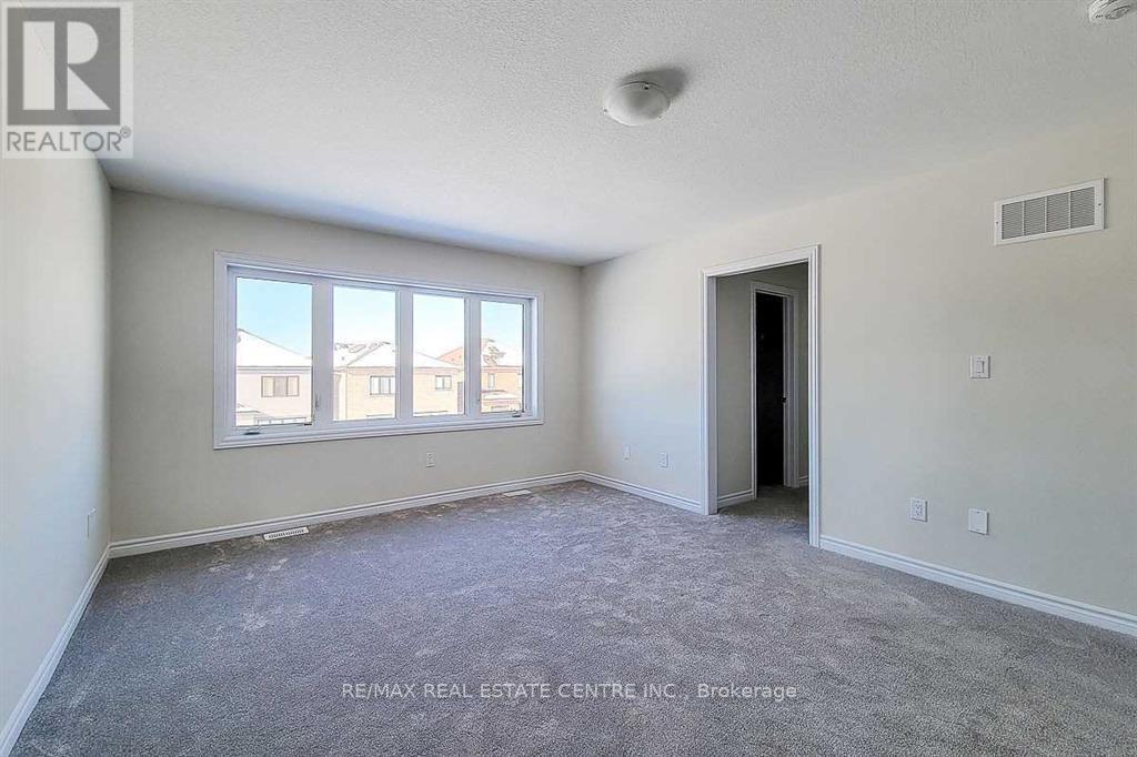 23 Hawick Crescent, Haldimand, Ontario  N3W 0G6 - Photo 15 - X12612614