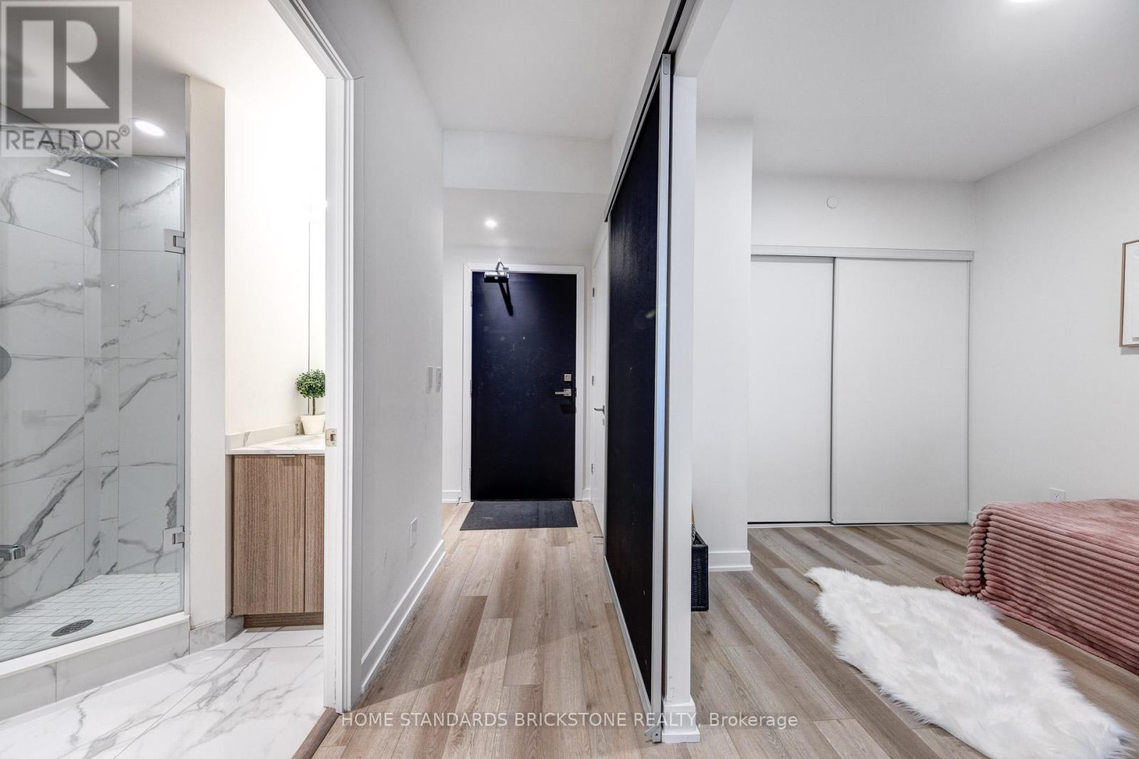 314 - 840 St Clair Avenue, Toronto, Ontario  M6C 0A4 - Photo 2 - C12645050