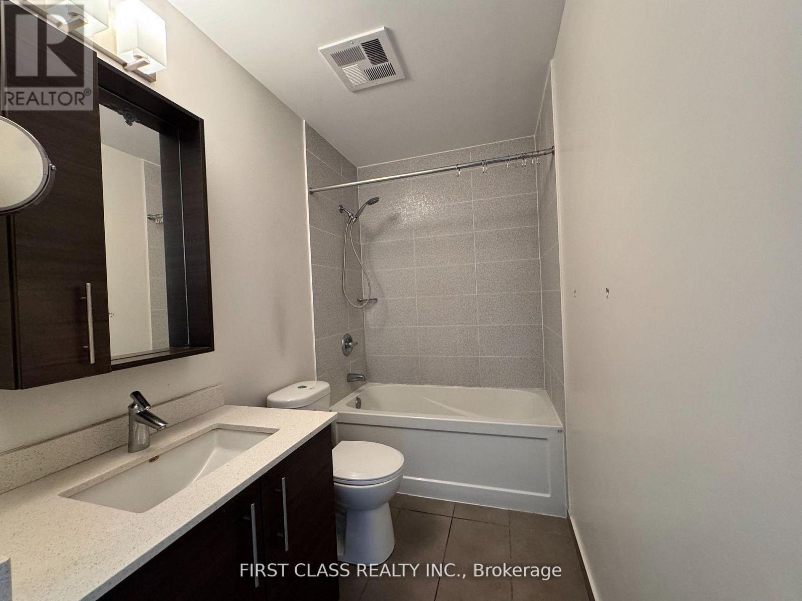 1205 - 325 South Park Road, Markham, Ontario  L3T 0B8 - Photo 5 - N12645058