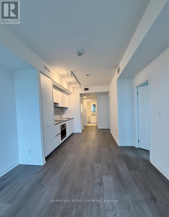 4207 - 4015 The Exchange Street E, Mississauga, Ontario  L5B 0N9 - Photo 32 - W12563598