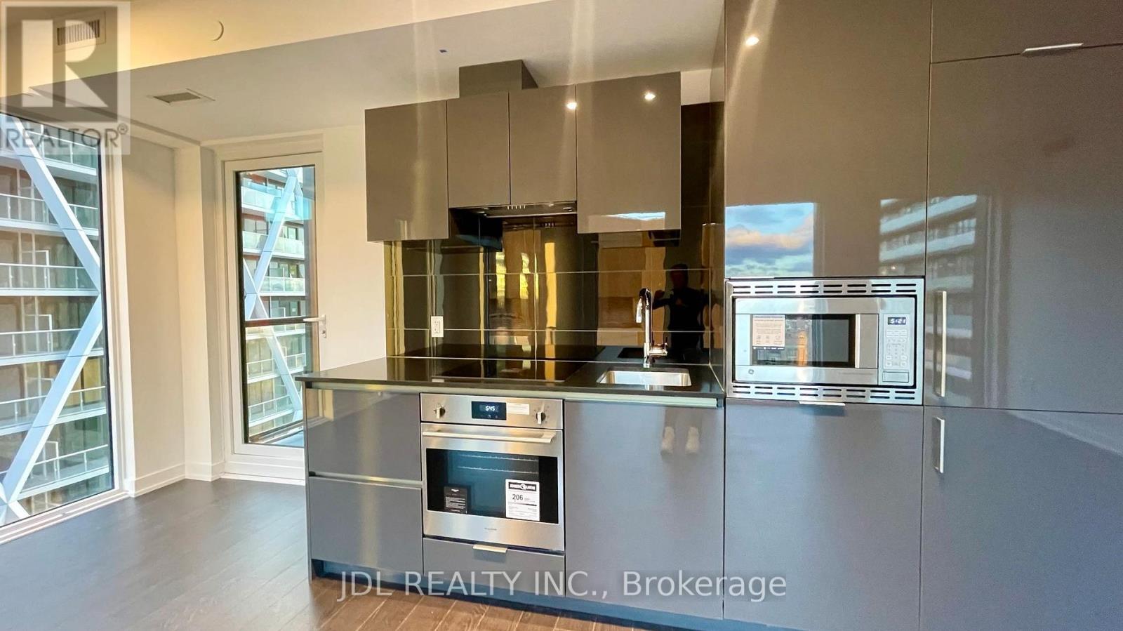 3104 - 238 Simcoe St Street, Toronto, Ontario  M5T 0E2 - Photo 16 - C12561086