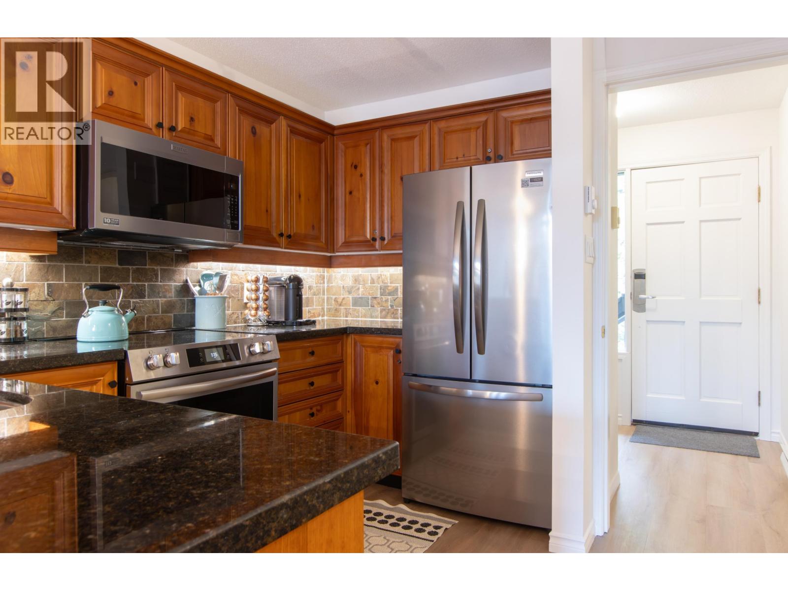 7 4890 Painted Cliff Road, Whistler, British Columbia  V8E 1C9 - Photo 6 - R3074650