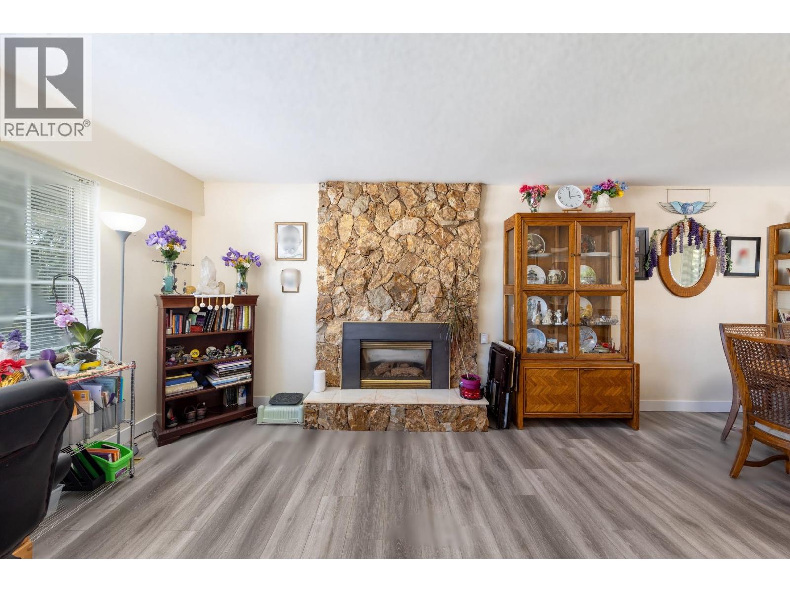 10031 2nd Avenue, Richmond, British Columbia  V7E 1V6 - Photo 6 - R3057167