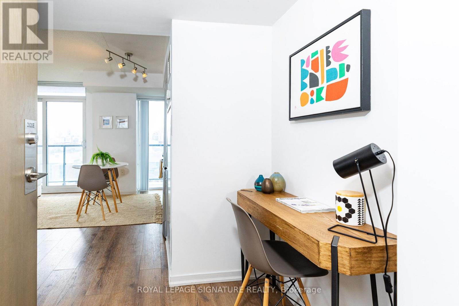 2121e - 36 Lisgar Street, Toronto, Ontario  M6J 3G2 - Photo 8 - C12645072