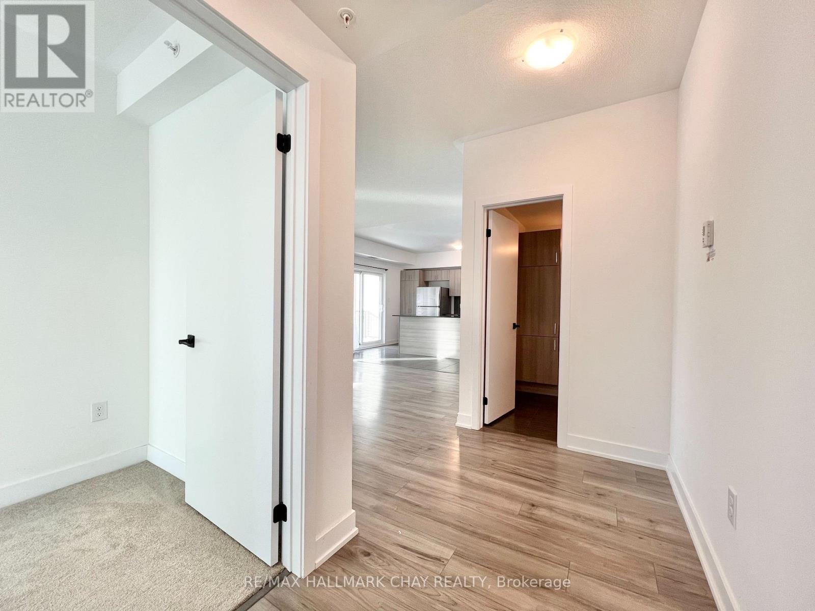 201 - 1 Chef Lane, Barrie, Ontario  L9J 0T1 - Photo 10 - S12645070