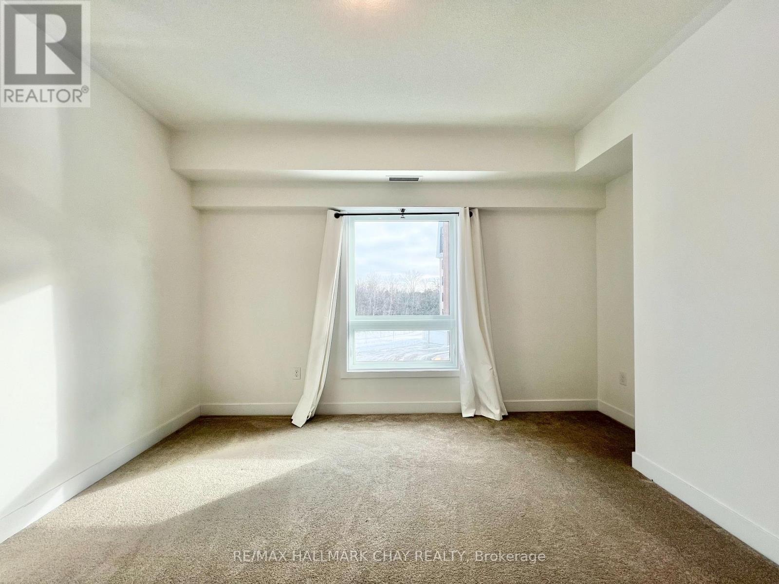 201 - 1 Chef Lane, Barrie, Ontario  L9J 0T1 - Photo 14 - S12645070