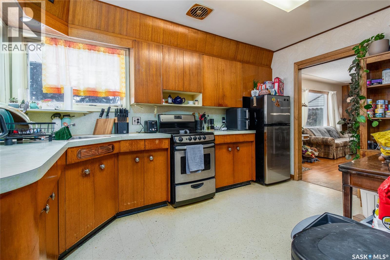 836 Keith Street, Moose Jaw, Saskatchewan  S6H 5R4 - Photo 18 - SK025805