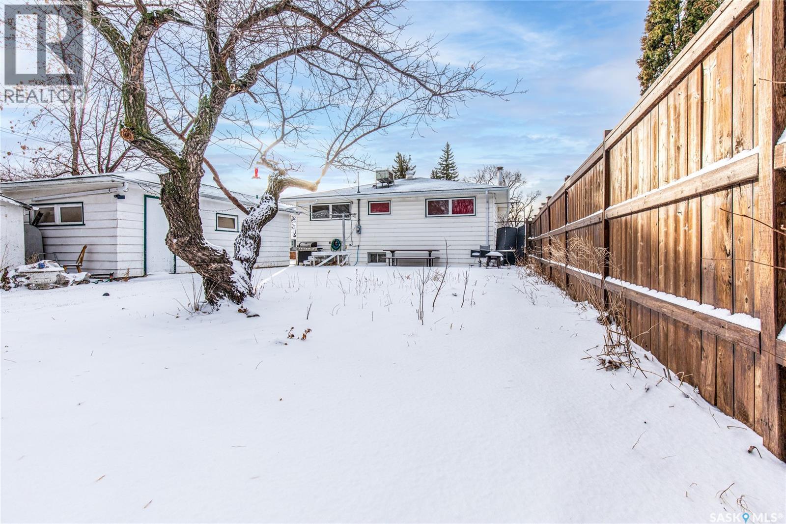 836 Keith Street, Moose Jaw, Saskatchewan  S6H 5R4 - Photo 35 - SK025805