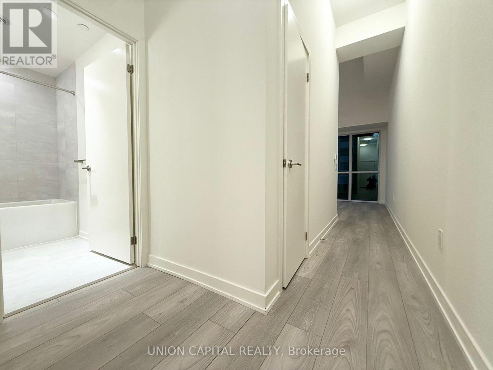 402 - 120 Broadway Avenue, Toronto, Ontario  M4P 0E9 - Photo 11 - C12600076