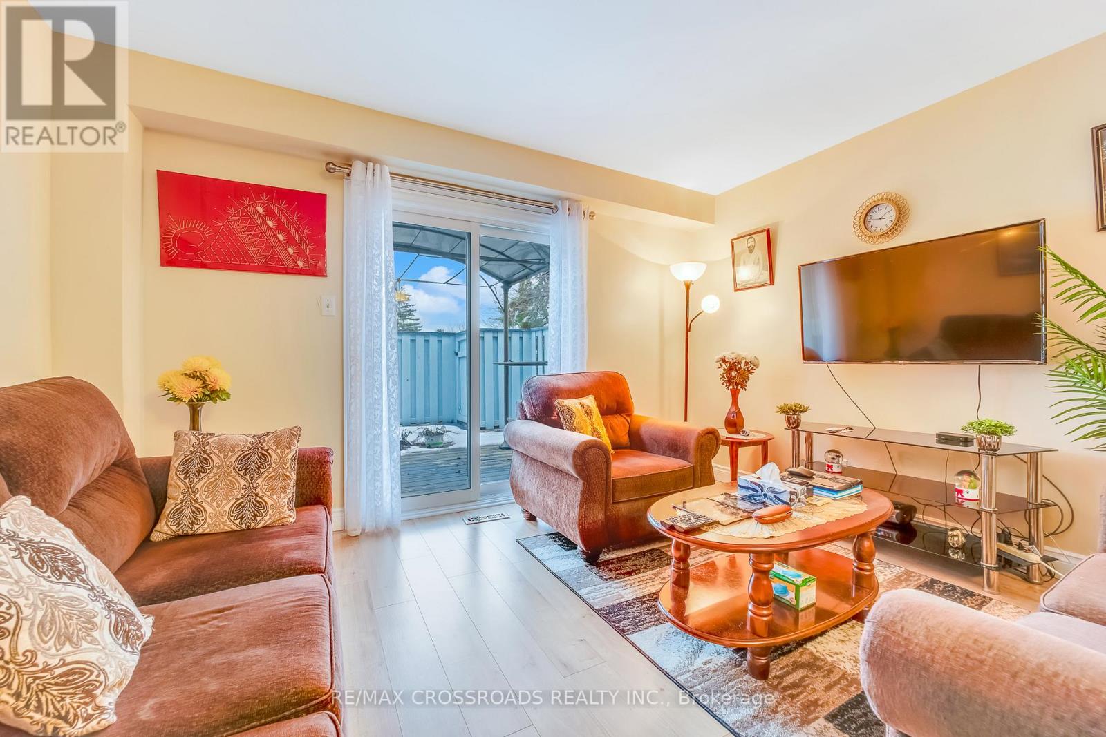 47 Jacob Fisher Drive, Toronto, Ontario  M1B 4K4 - Photo 11 - E12642466