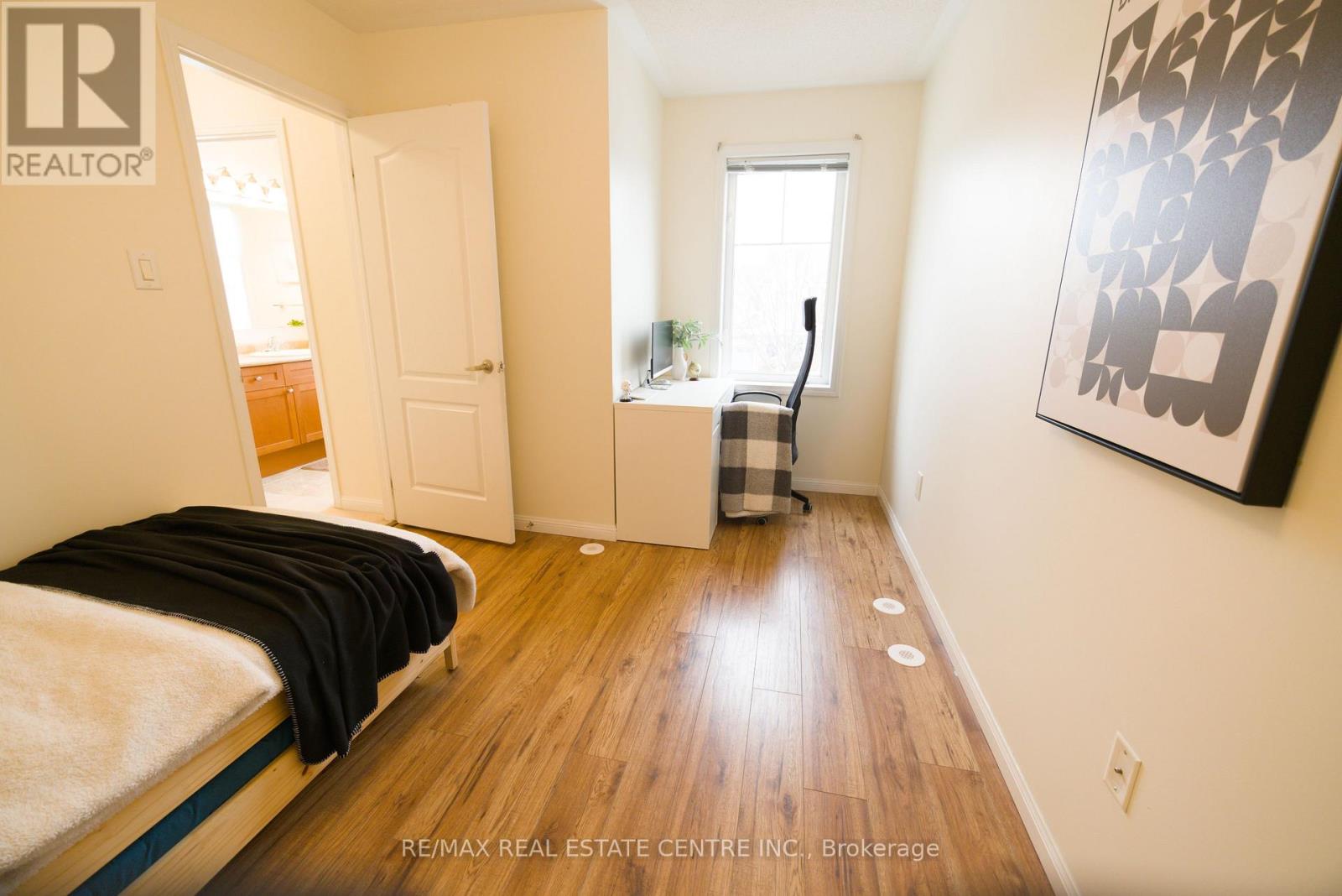 778 Johnson Heights, Milton, Ontario  L9T 0J7 - Photo 27 - W12601018