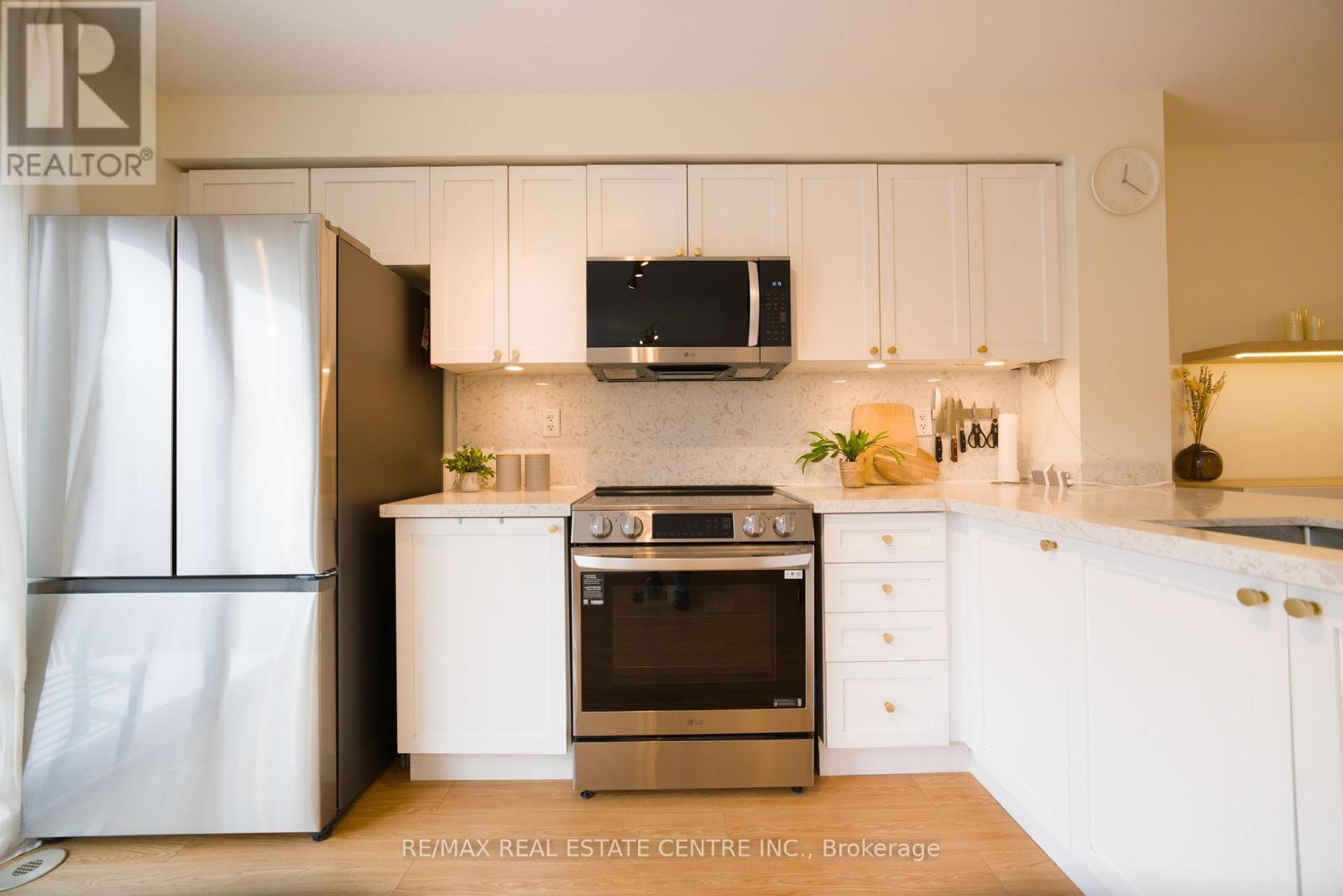 778 Johnson Heights, Milton, Ontario  L9T 0J7 - Photo 13 - W12601018