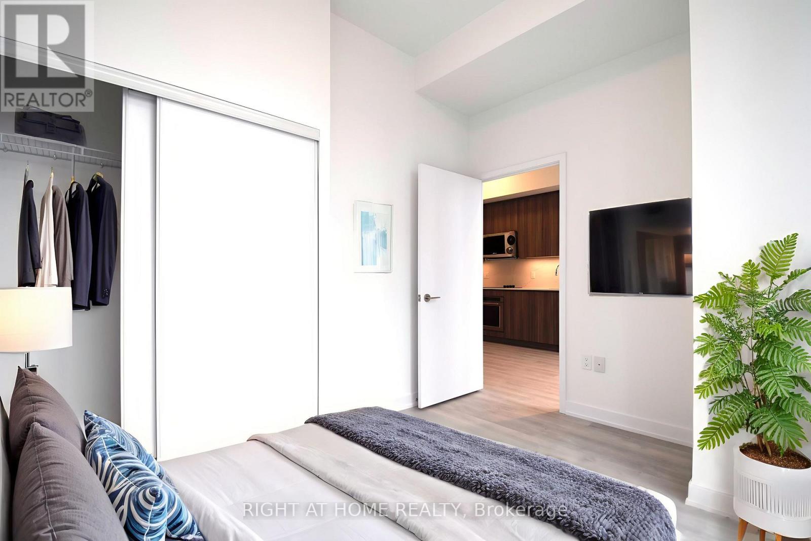 2114 - 15 Richardson Street, Toronto, Ontario  M5A 0Y5 - Photo 12 - C12645094