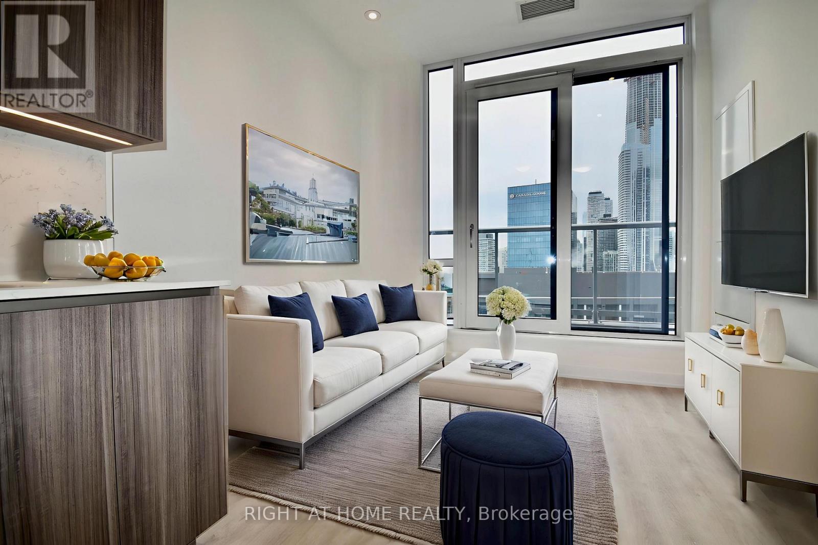 2114 - 15 Richardson Street, Toronto, Ontario  M5A 0Y5 - Photo 9 - C12645094