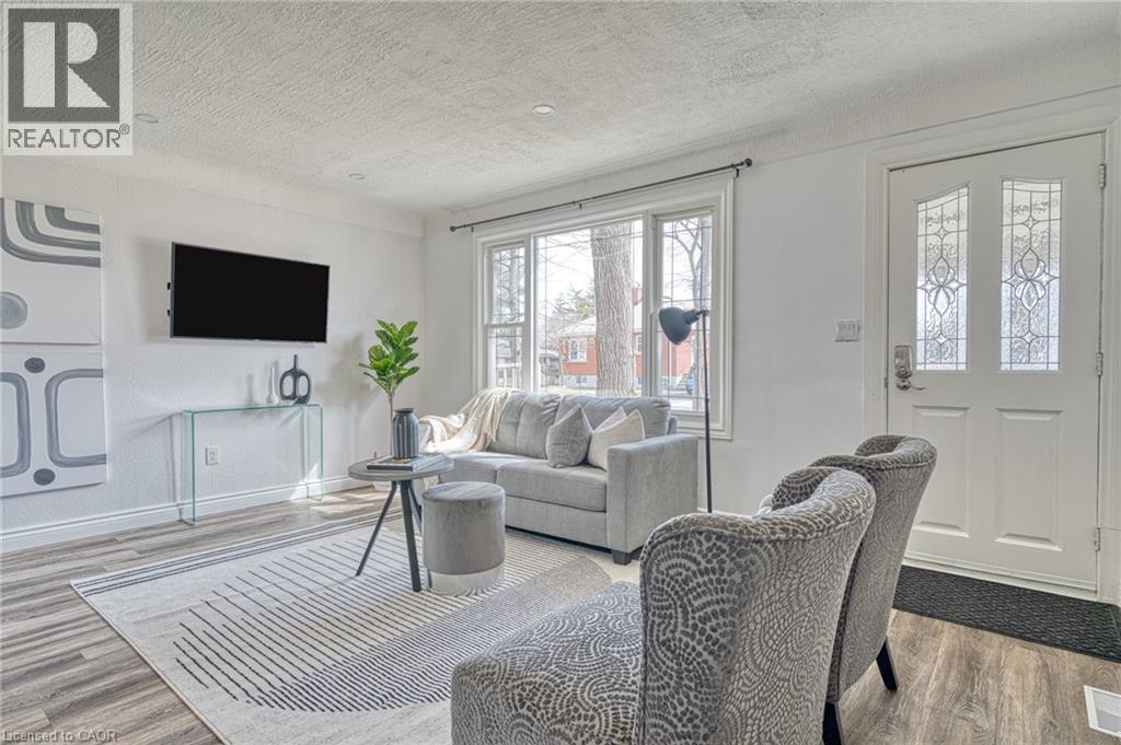 88 East 44th Street, Hamilton, Ontario  L8T 3H1 - Photo 11 - 40794718