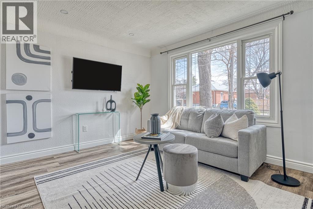 88 East 44th Street, Hamilton, Ontario  L8T 3H1 - Photo 12 - 40794718