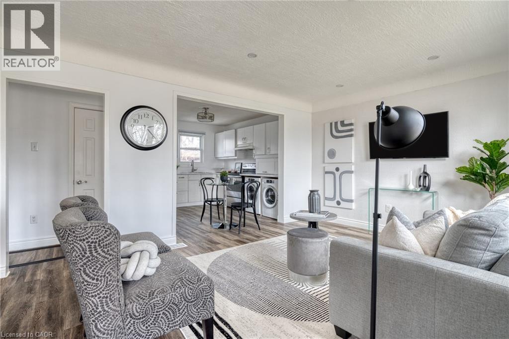 88 East 44th Street, Hamilton, Ontario  L8T 3H1 - Photo 9 - 40794718