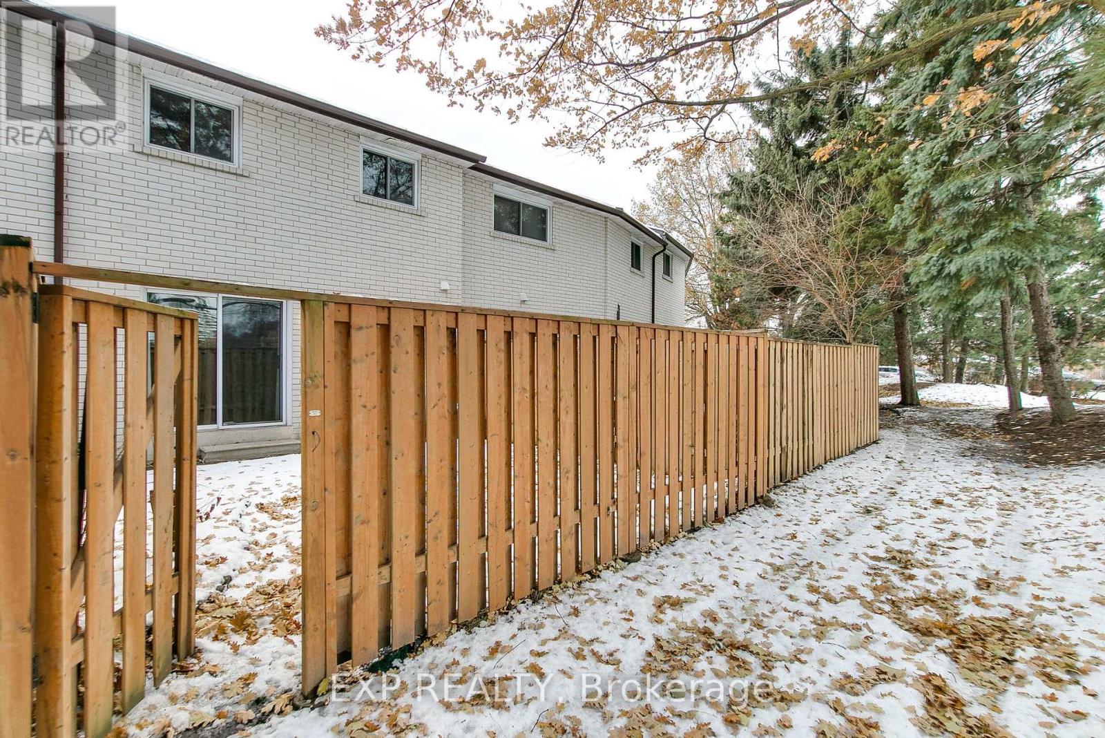 325 - 22 Niles Way, Markham, Ontario  L3T 5B8 - Photo 45 - N12644376