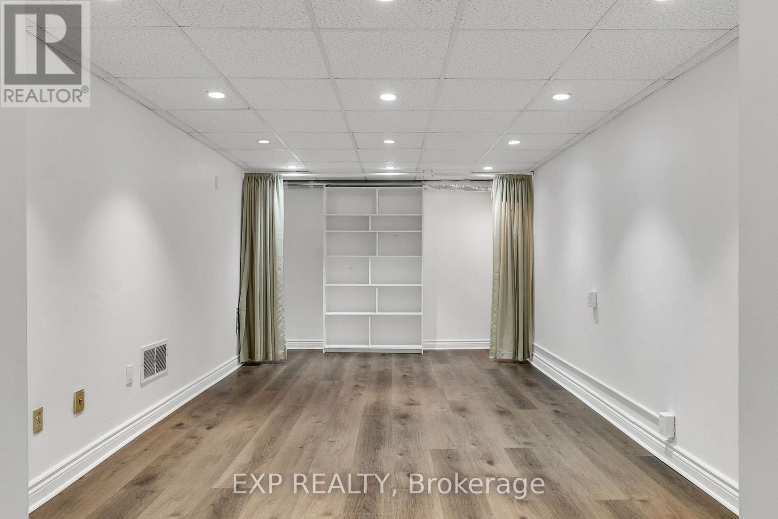 325 - 22 Niles Way, Markham, Ontario  L3T 5B8 - Photo 37 - N12644376