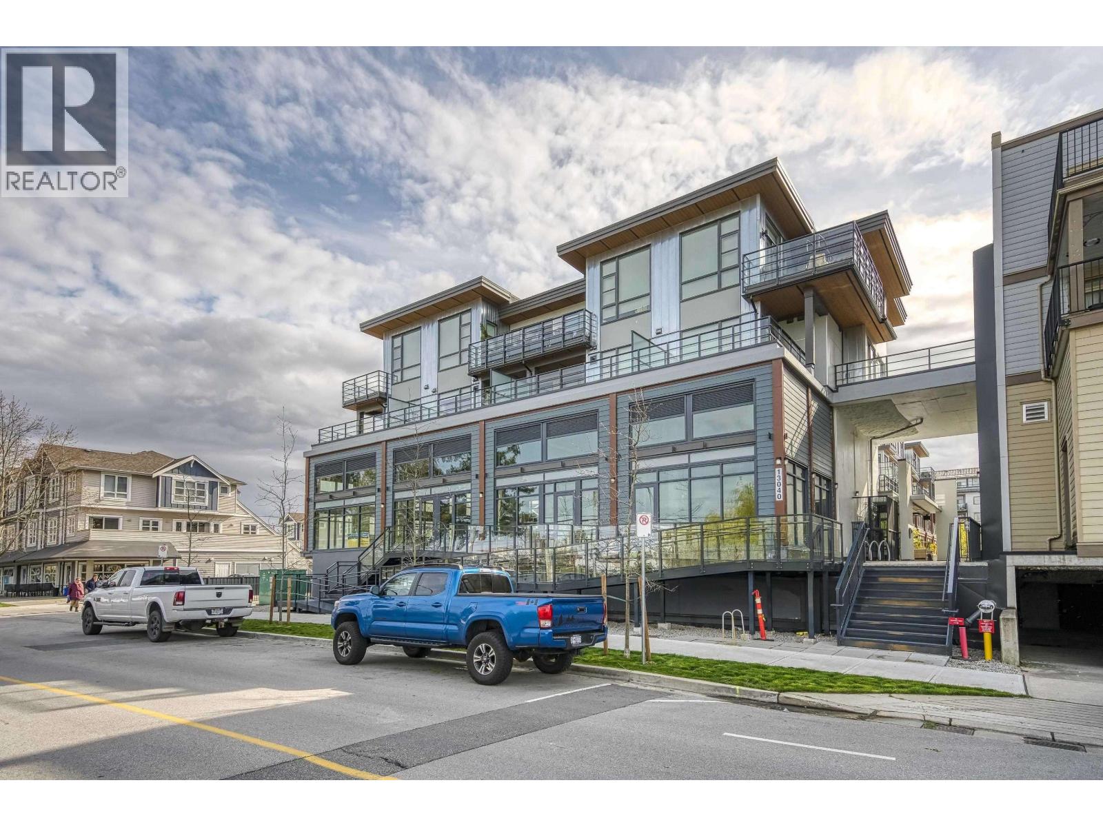 302 13040 No 2 Road, Richmond, British Columbia  V7E 0C4 - Photo 2 - R3074654