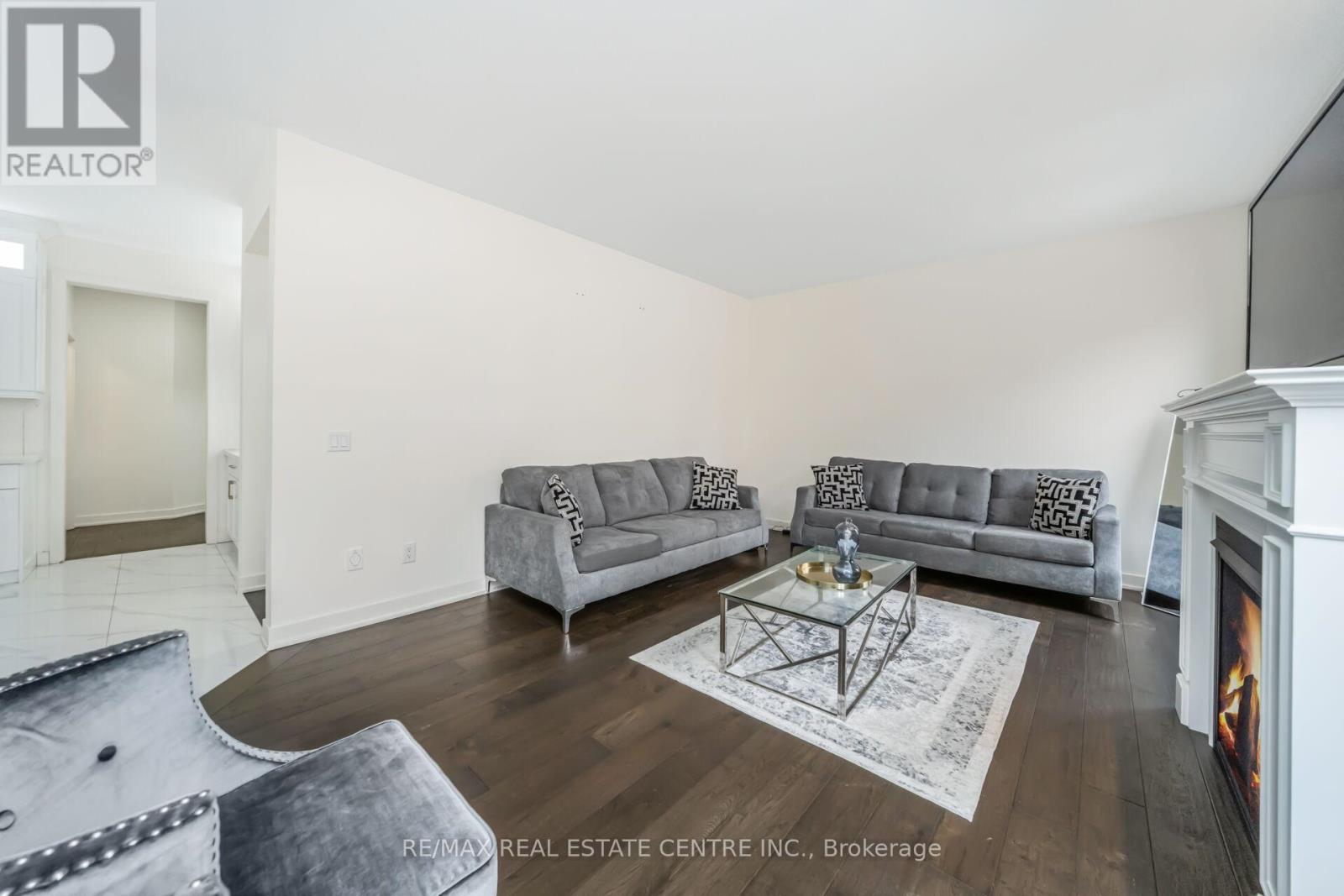 21 Kambalda Road, Brampton, Ontario  L7A 5J3 - Photo 13 - W12645100