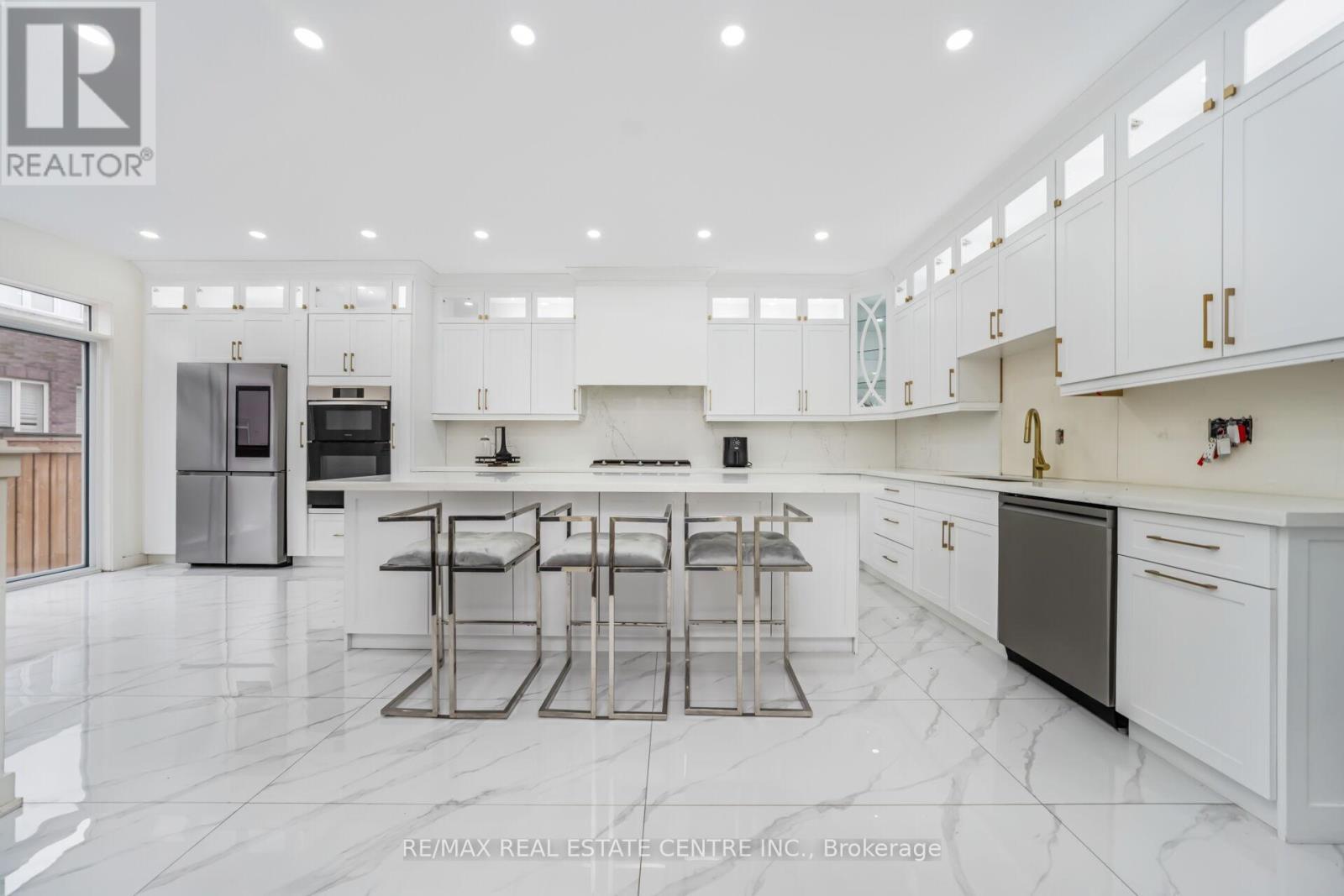 21 Kambalda Road, Brampton, Ontario  L7A 5J3 - Photo 16 - W12645100