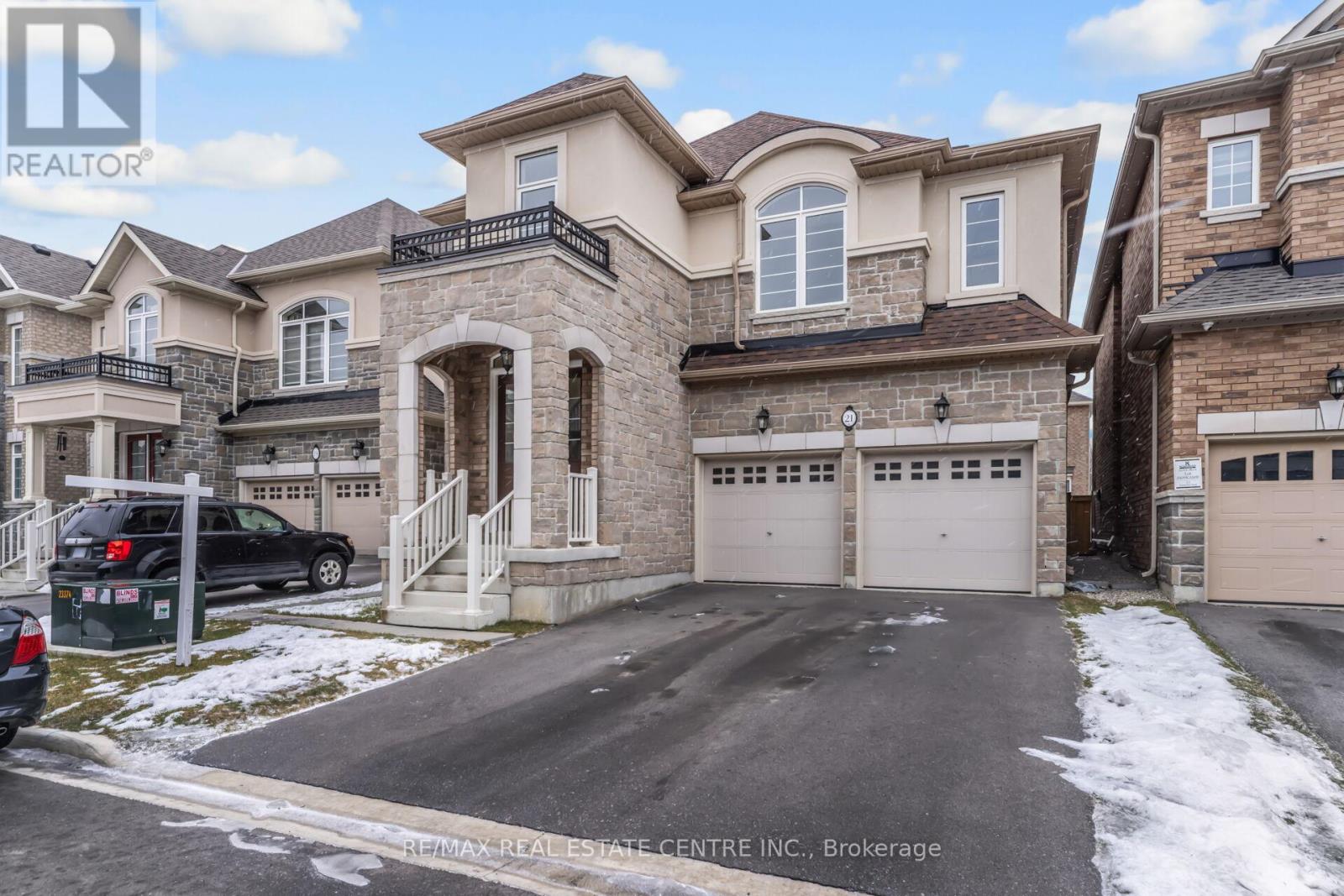 21 Kambalda Road, Brampton, Ontario  L7A 5J3 - Photo 2 - W12645100