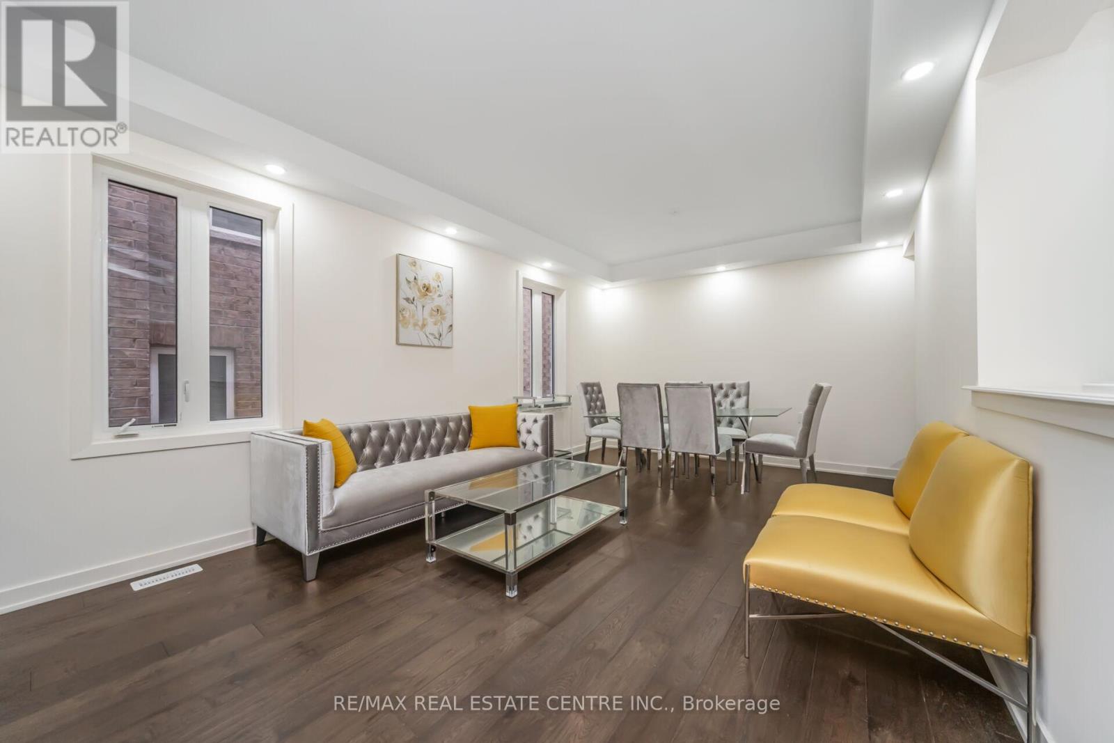 21 Kambalda Road, Brampton, Ontario  L7A 5J3 - Photo 8 - W12645100